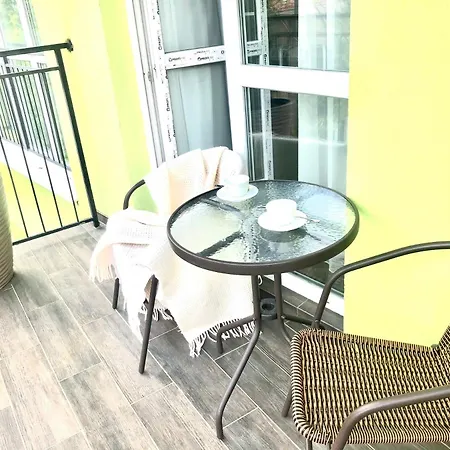 Osapart In A Complex Great Britain