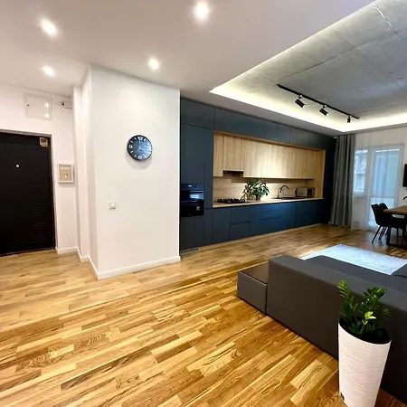 Osapart In A Complex Great Britain Lviv