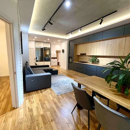 Osapart In A Complex Great Britain *