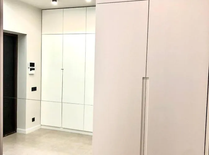 Osapart In A Complex Great Britain