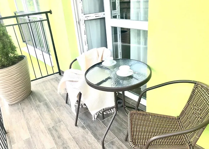 Osapart In A Complex Great Britain