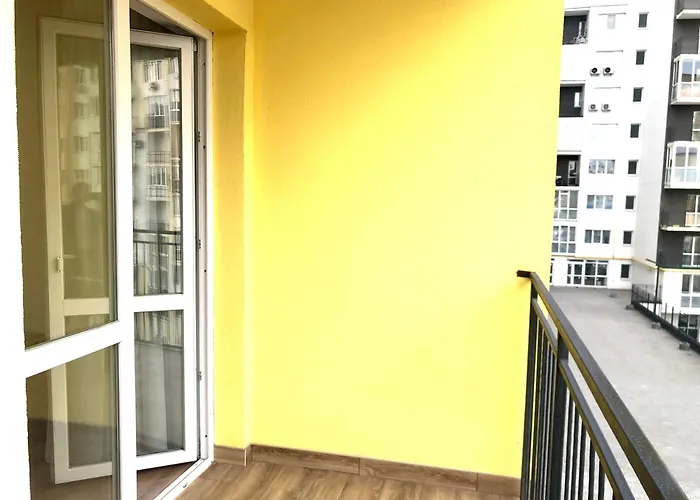 Osapart In A Complex Great Britain