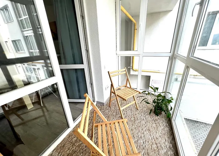 Osapart In A Complex Great Britain * Leópolis