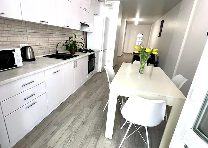 Osapart In A Complex Great Britain