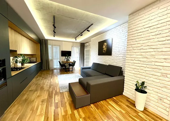 Osapart In A Complex Great Britain * Lviv